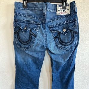 Preowned True Religion Boot Cut jeans for men size 32